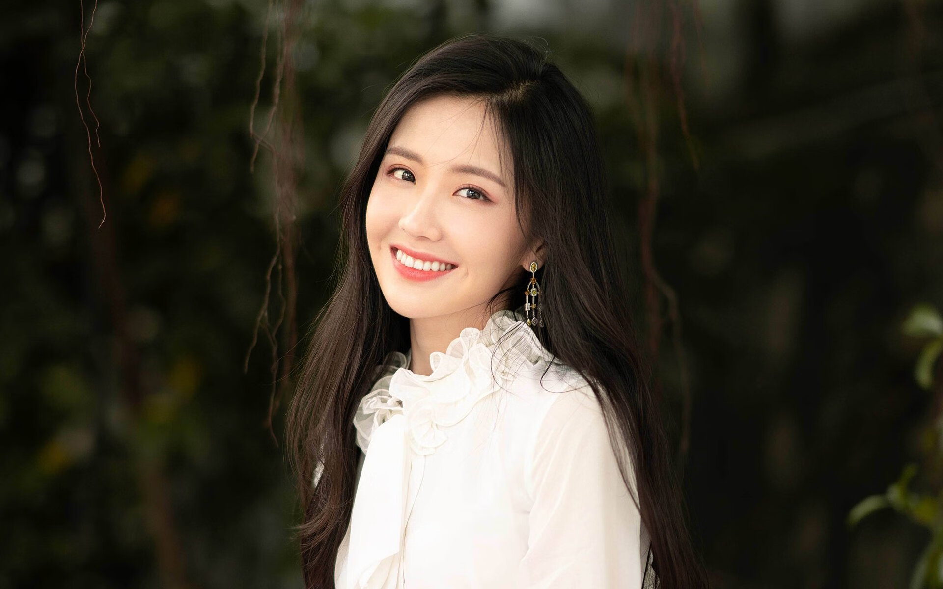 开云官网-欧冠半决赛之夜，字母哥攻防转换核心