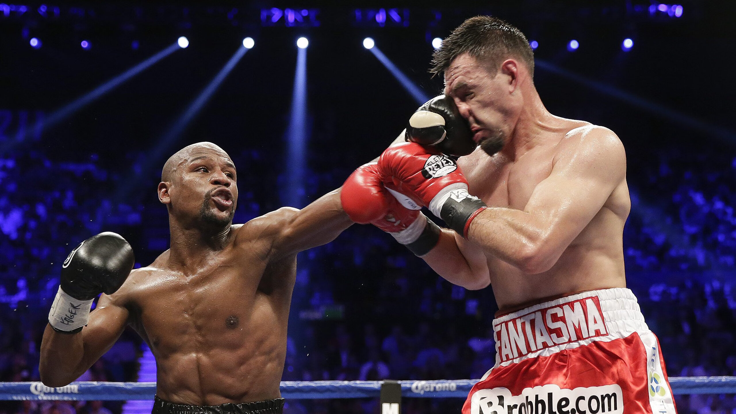 铁血中场破茧成蝶，法比尼奥在阿根廷的压制下完成自我救赎