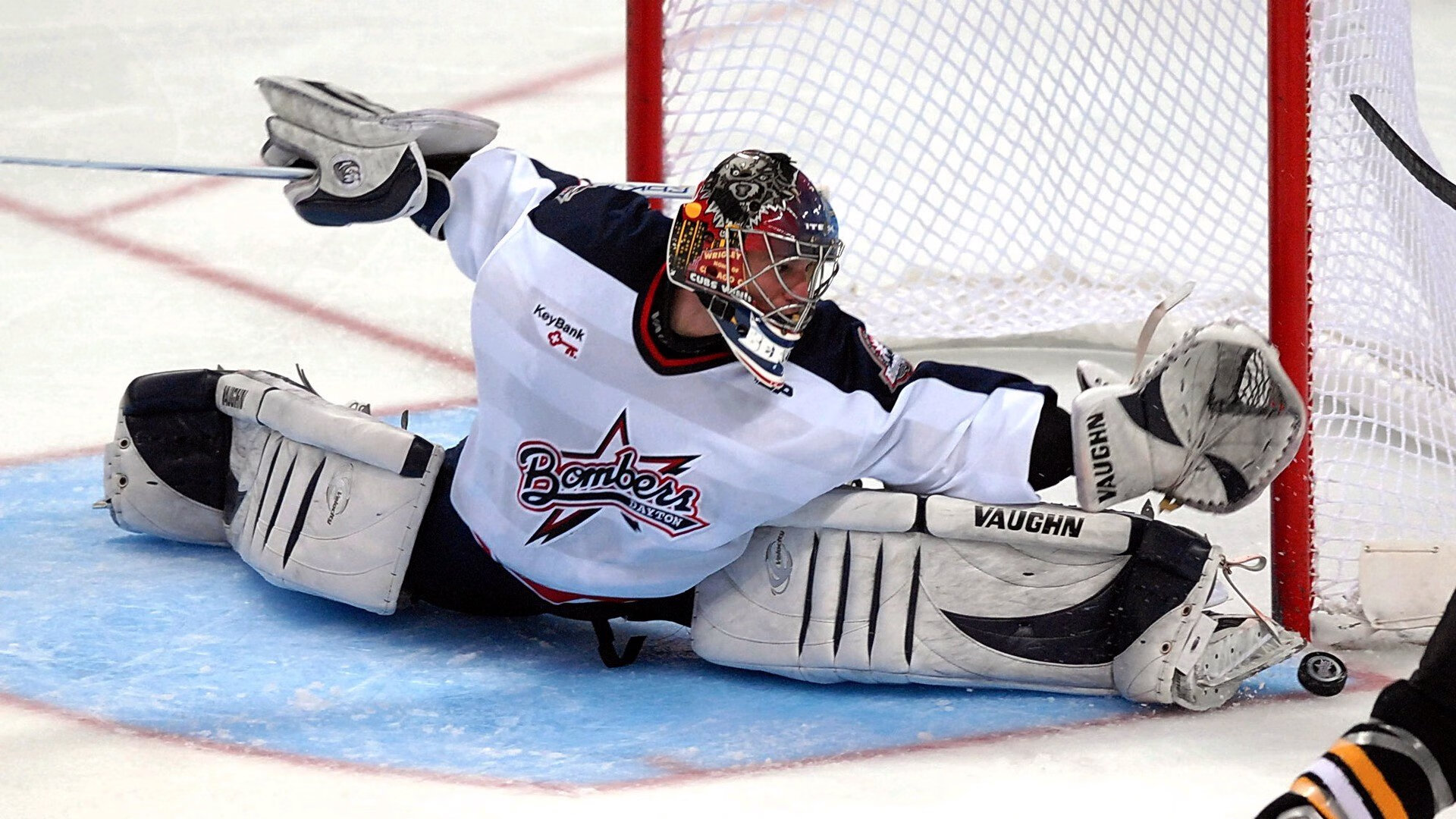 开云官网-绿鹰振翅！尼日利亚压哨绝杀阿尔及利亚，美加墨世界杯焦点战上演史诗逆转