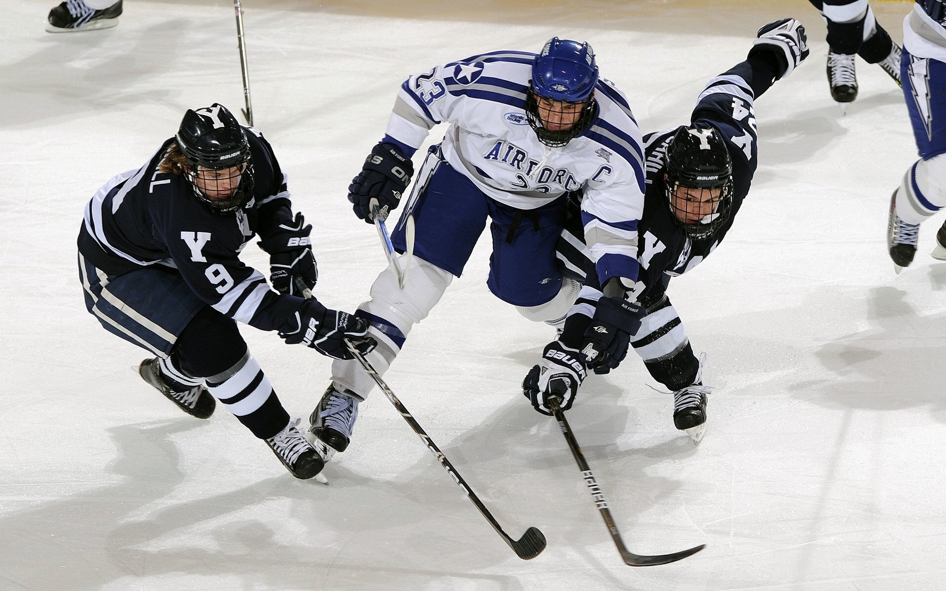 羽坛新格局,印尼队碾压泰国队,辛杜关键制胜背后的战术革命